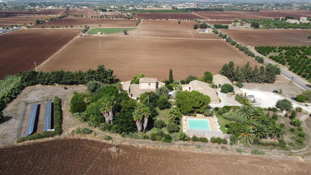 Pozzo Di Mazza Villa Syrakusa Exteriör bild