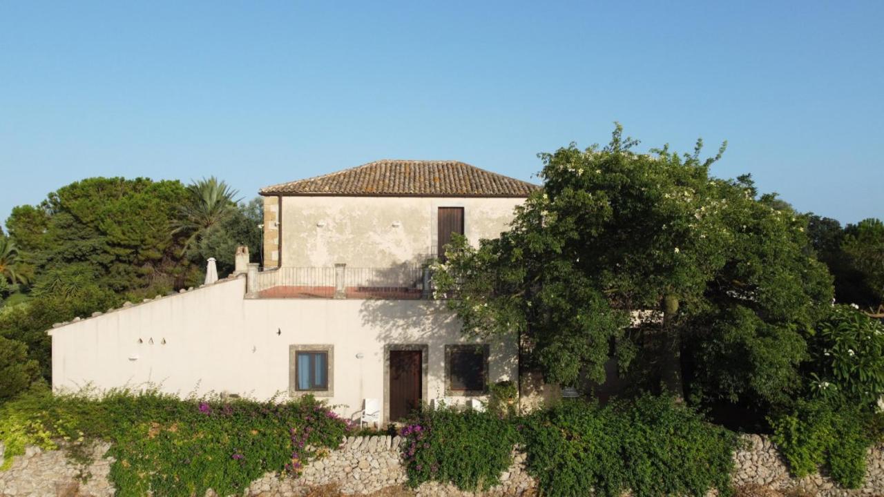 Pozzo Di Mazza Villa Syrakusa Exteriör bild