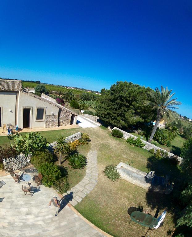 Pozzo Di Mazza Villa Syrakusa Exteriör bild