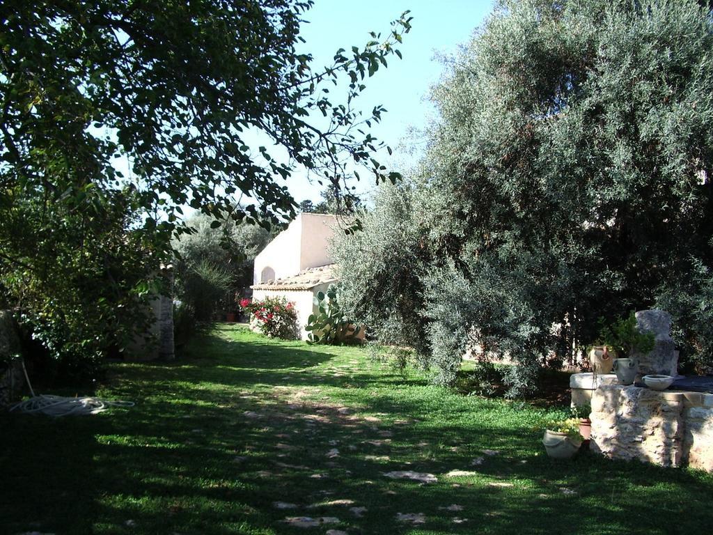 Pozzo Di Mazza Villa Syrakusa Exteriör bild