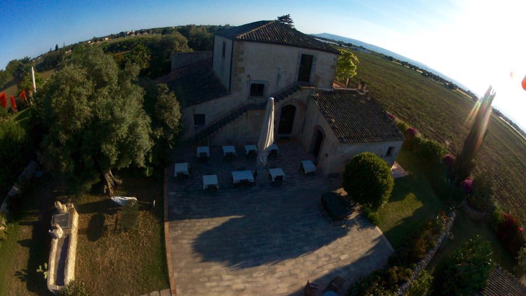 Pozzo Di Mazza Villa Syrakusa Exteriör bild